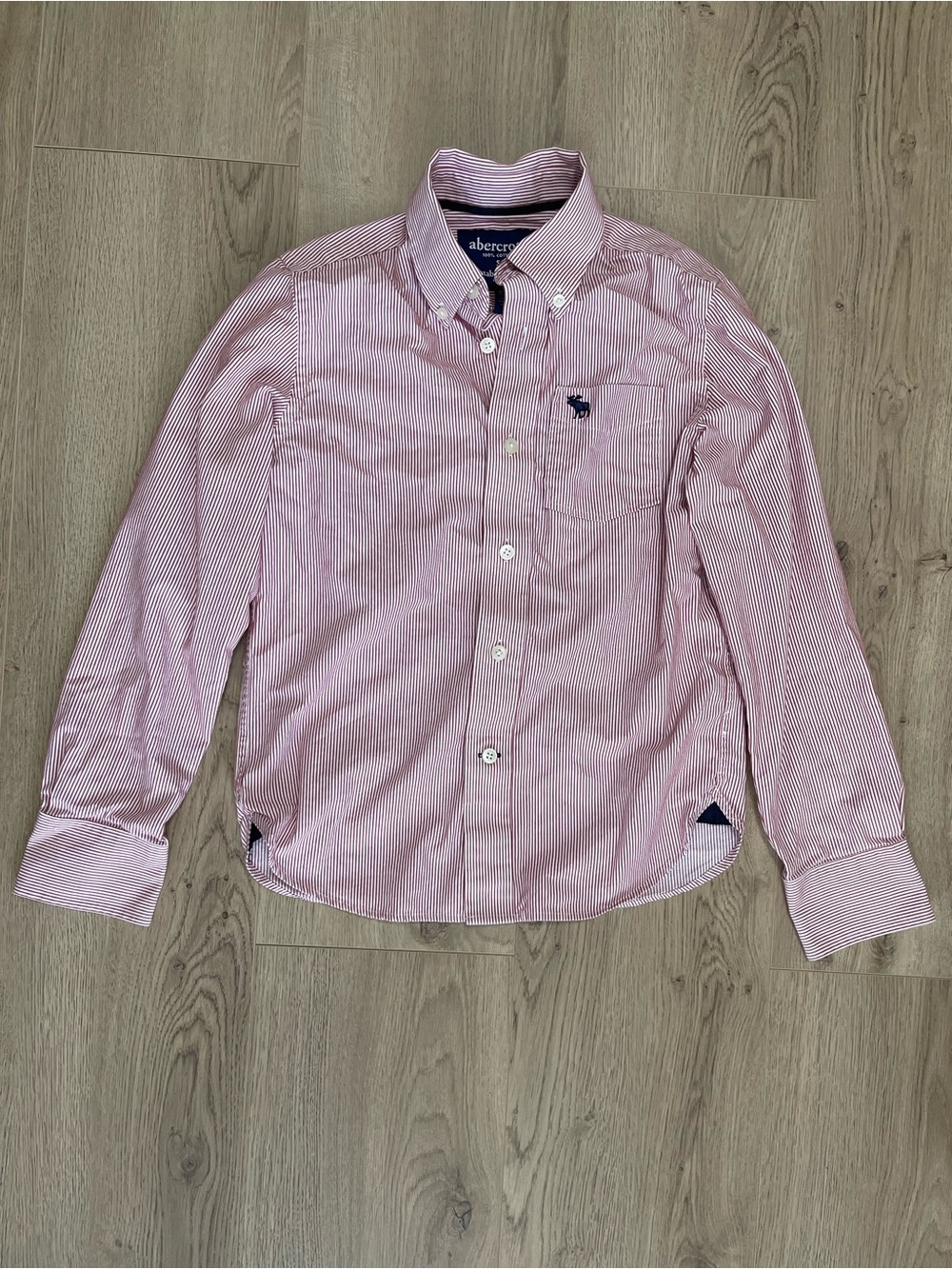 Vintage Y2K Abercrombie & Fitch Red and White Striped Button-Down Shirt (S)